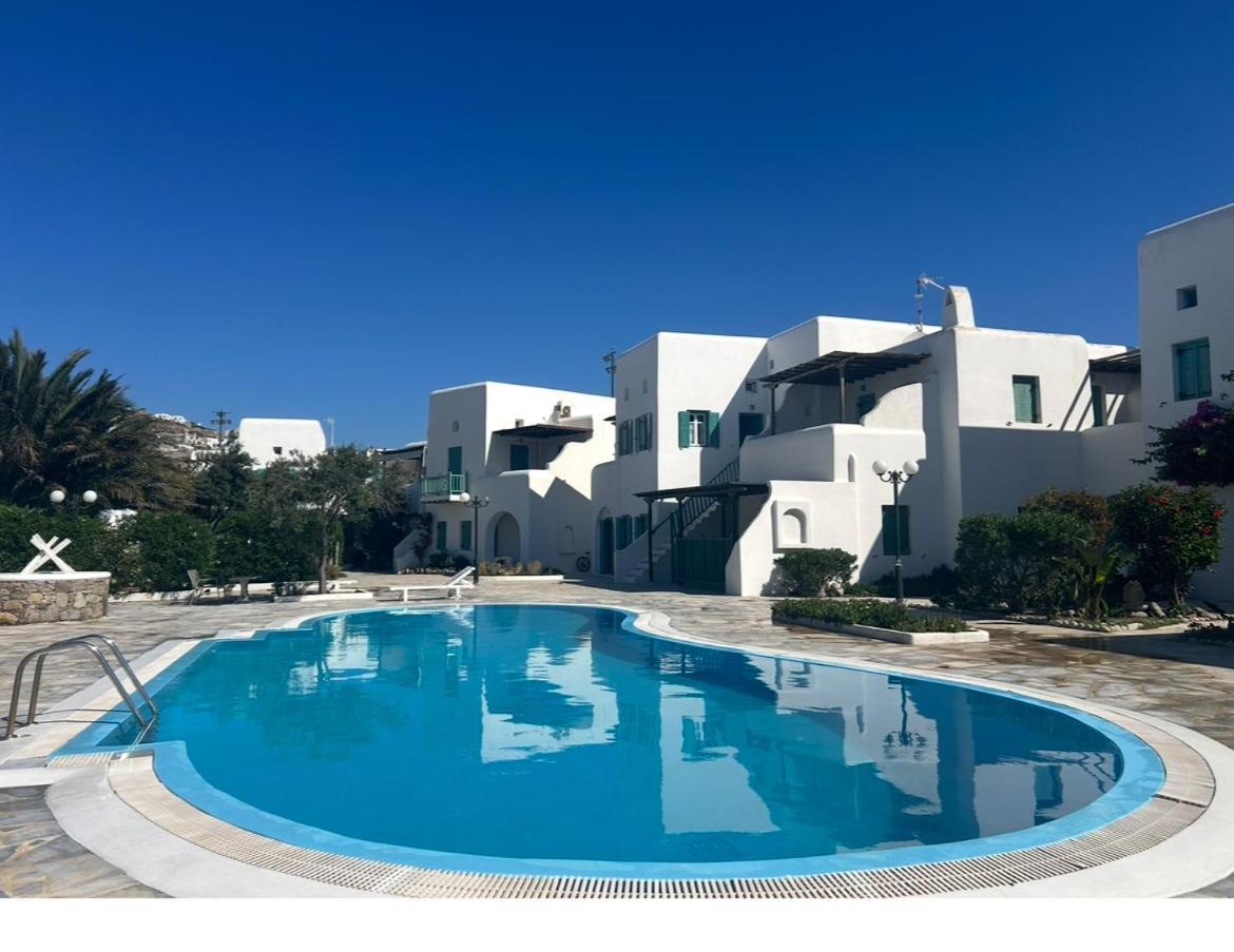 Вілла Luxury House With Swimming Pool In Орнос Екстер'єр фото