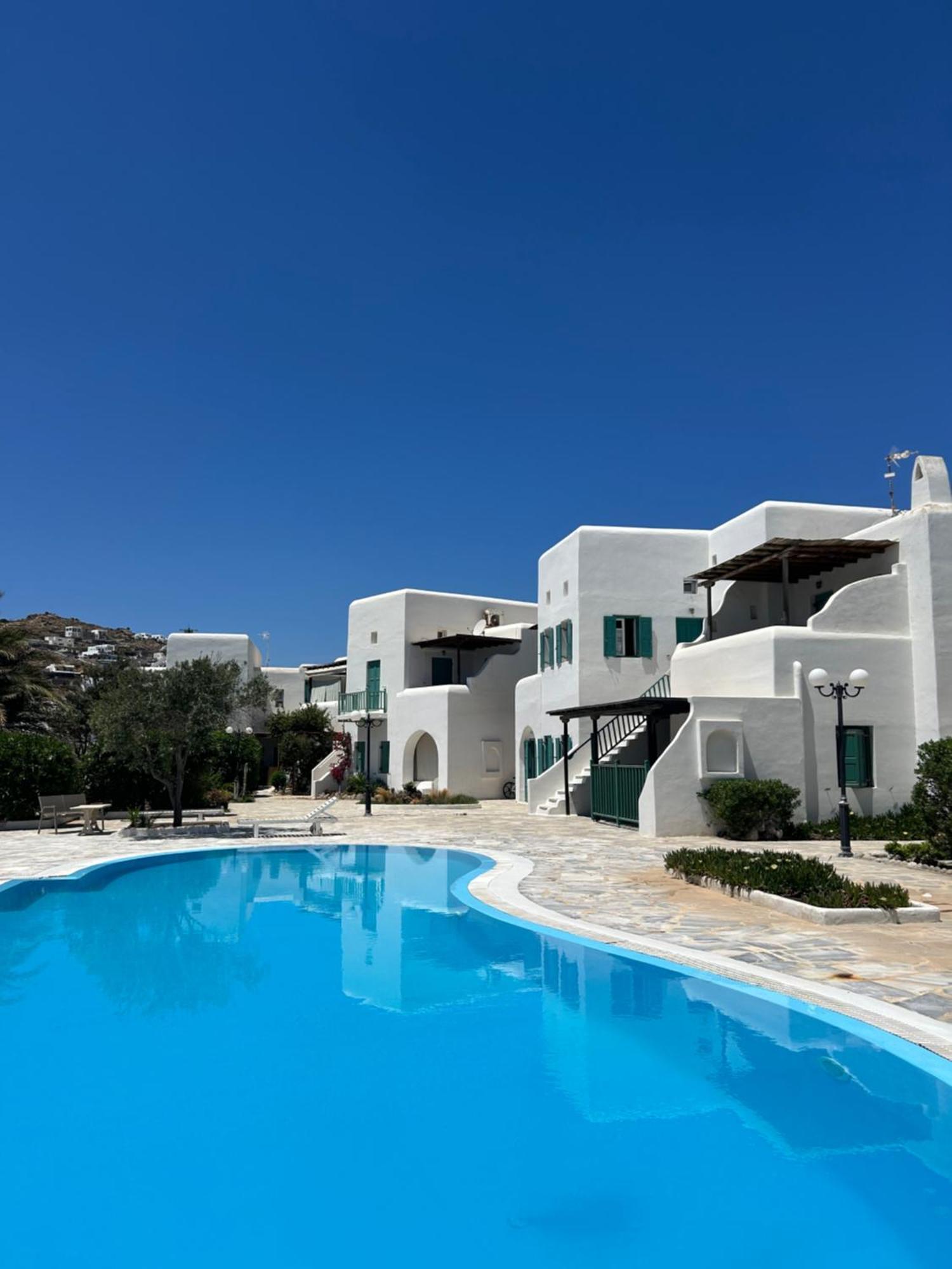 Вілла Luxury House With Swimming Pool In Орнос Екстер'єр фото